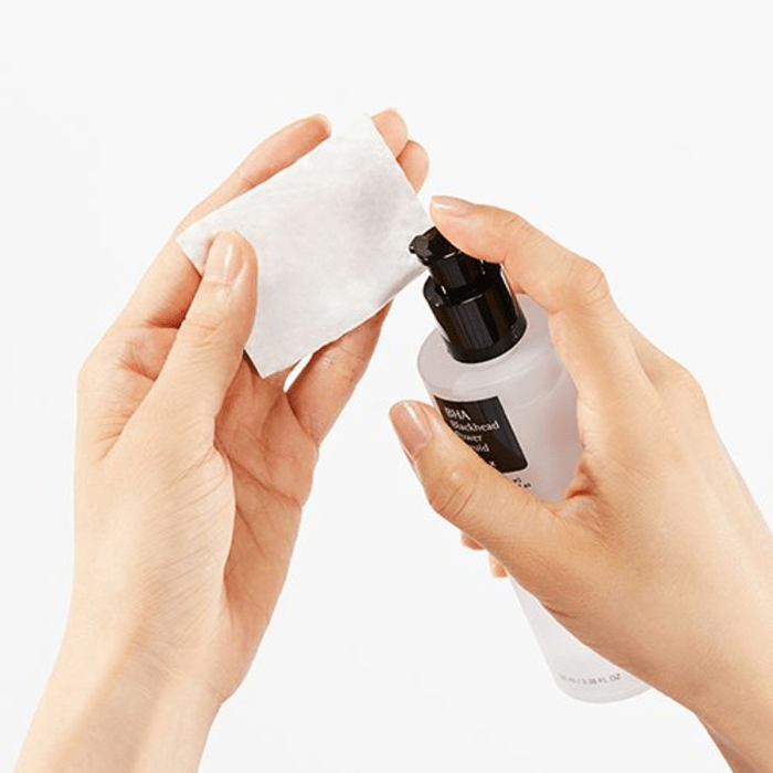 BHA-Blackhead-Power-Liquid-3-min